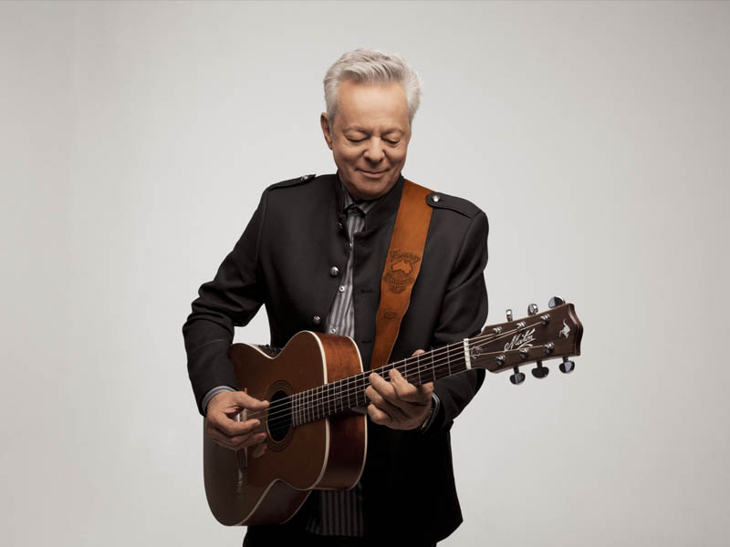 Tommy Emmanuel at Majestic Theatre Dallas